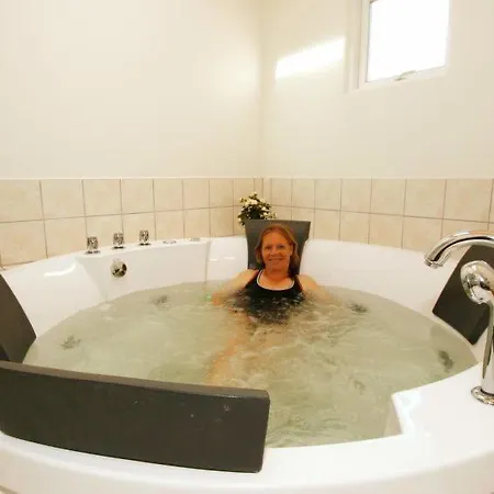 Ferienhaus Sildestrup Sleeps 24 Pool Wifi Bøtø By